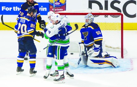 Vancouver Canucks gaat door naar de tweede ronde van de play-offs met een totale score van 4-2